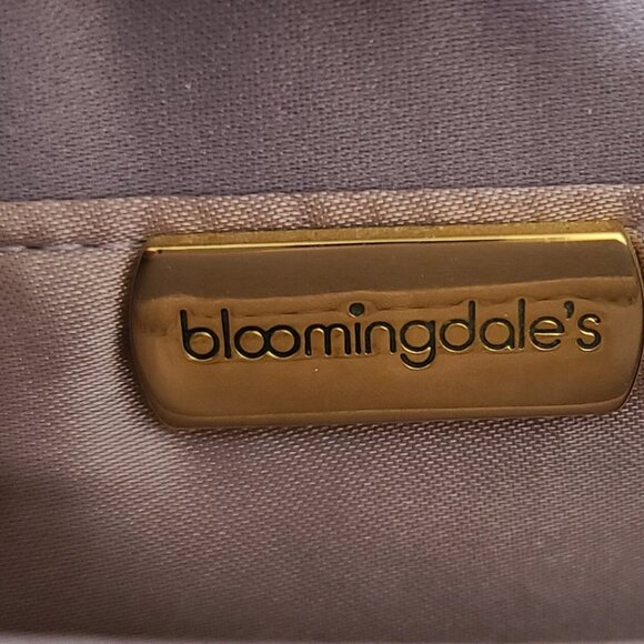 Lavender Silk Bloomingdale's Handbag - Elegant & Vintage - Picture 8 of 9